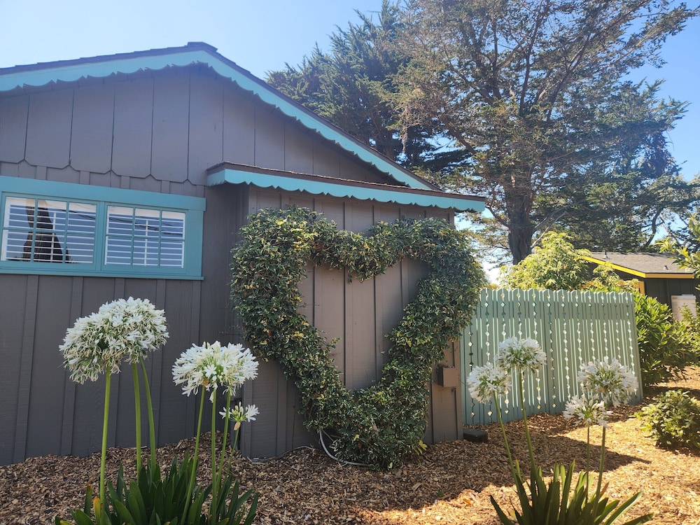 Carmel River Inn 6/62