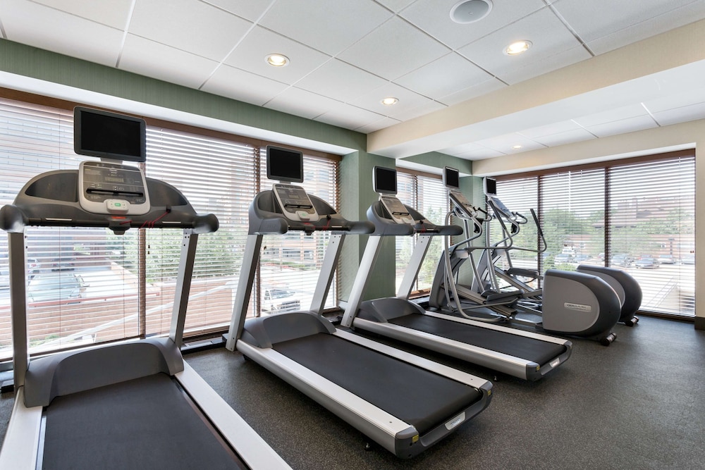 Hampton Inn & Suites Clayton/St Louis-Galleria Area 29/61