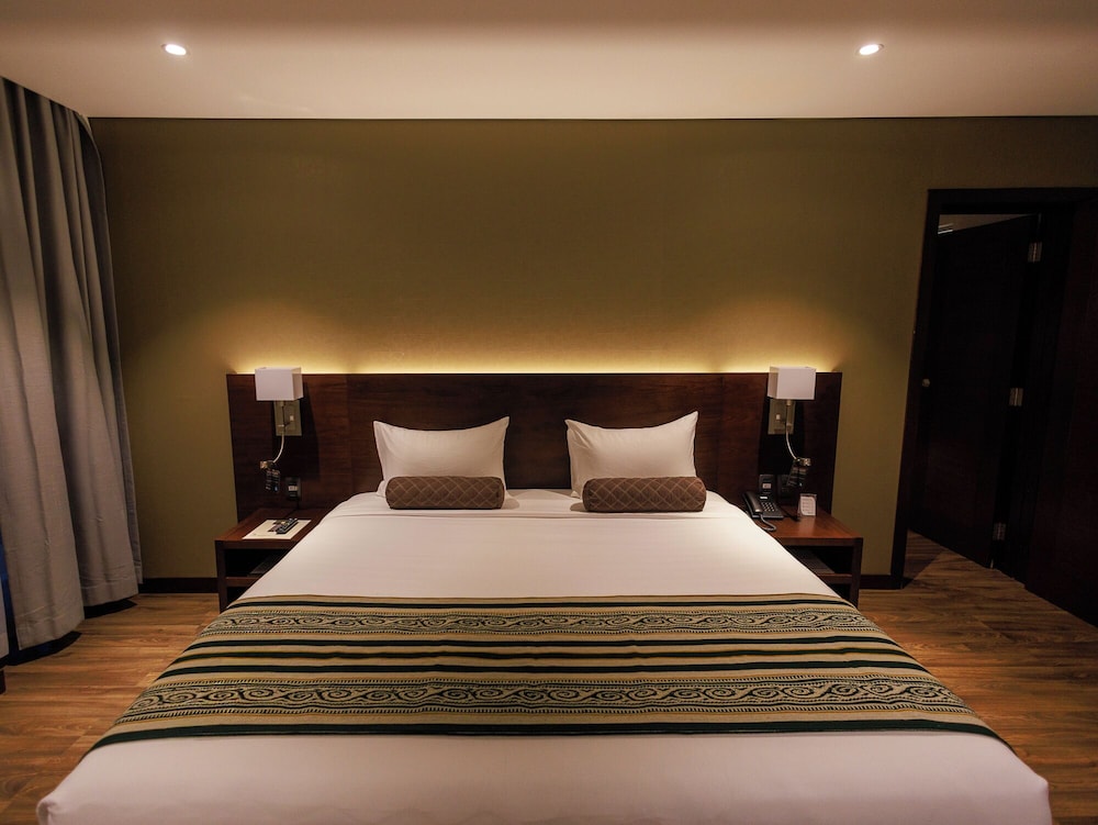 Hotel Rennova 17/70