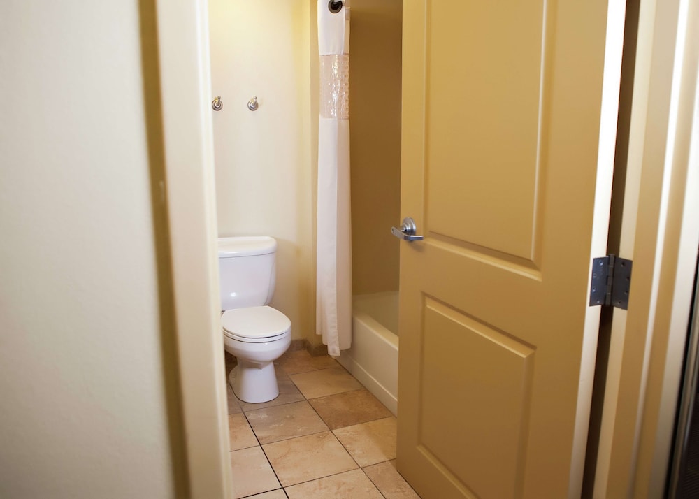 Hampton Inn Martin 23/43