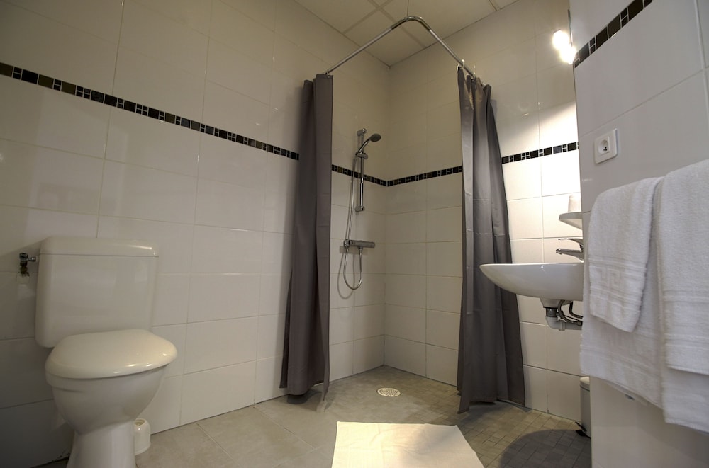 APPART HOTEL MACON LE COURS MOREAU 28/30