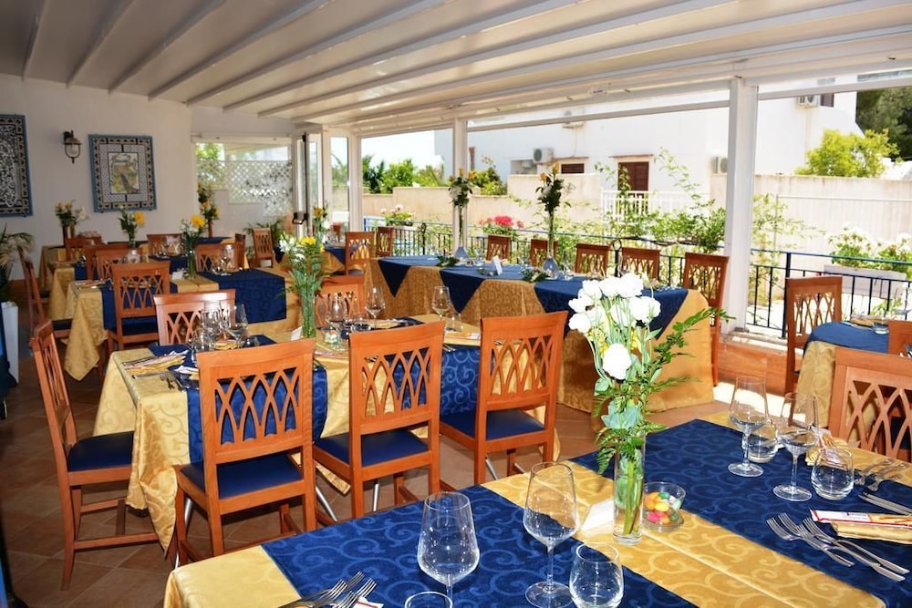 Hotel Ristorante Mediterraneo Faro 46/56