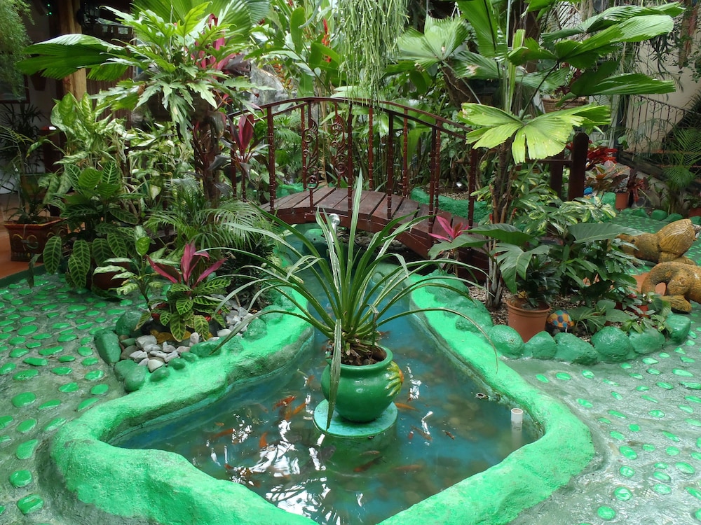 Casa Lima Bed & Breakfast 48/50