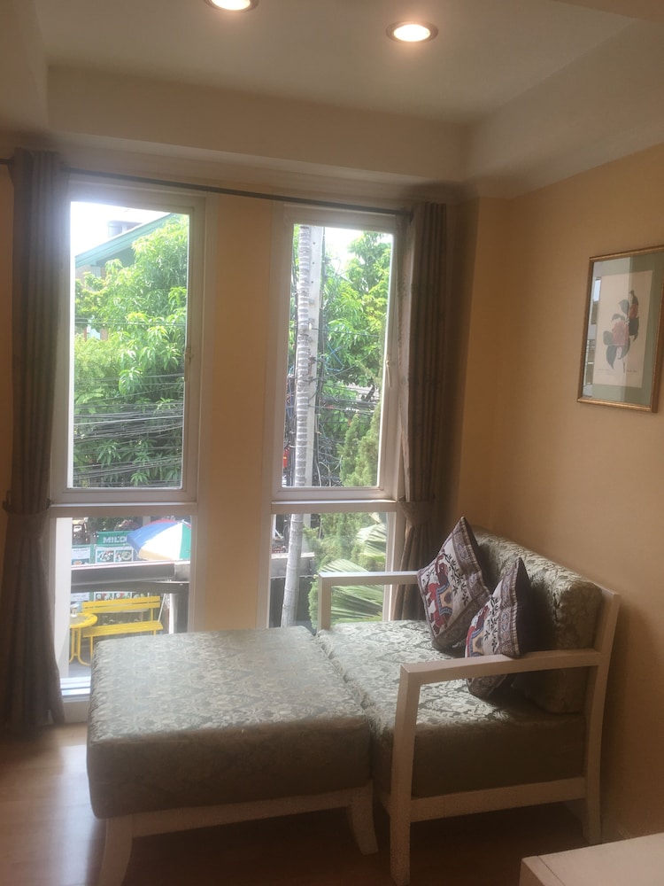 Triple Palms House 29/50