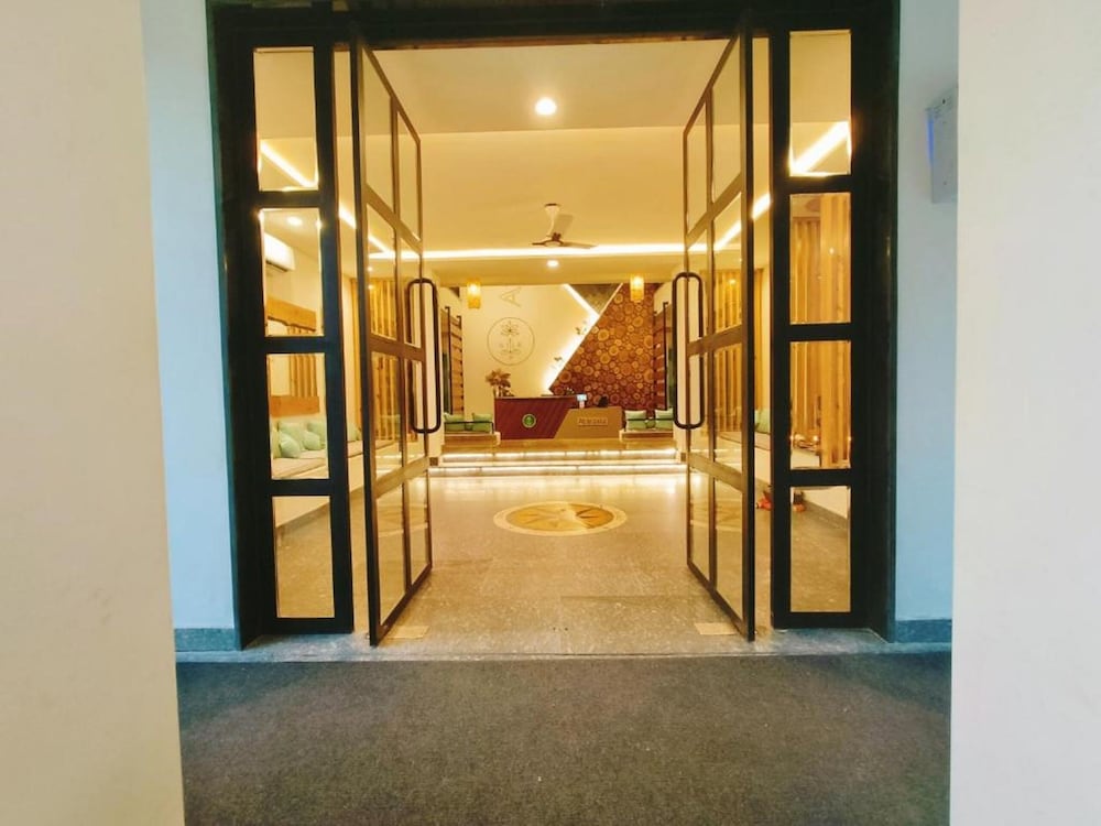 Crestmont Ataraxia Resort and Spa Dehradun photo2