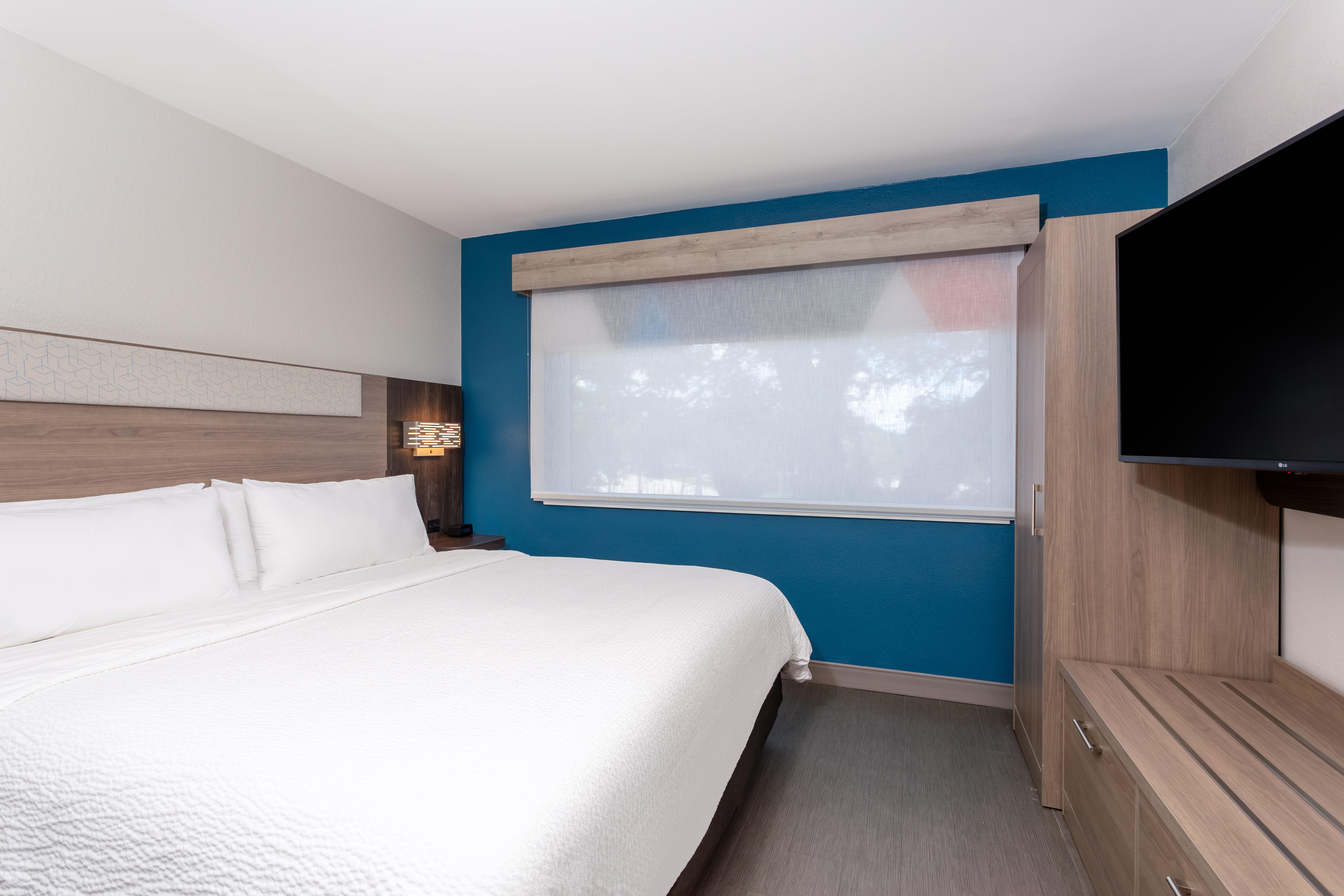 غرفة بسرير كينج لذوي الإعاقة