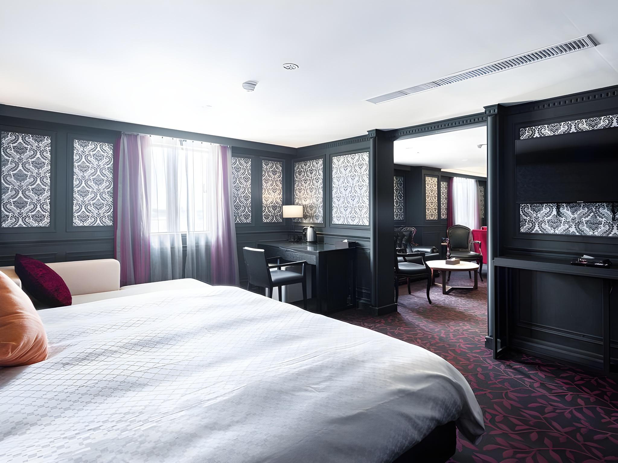 Presidential, Studio, Suite, City View, Sauna
