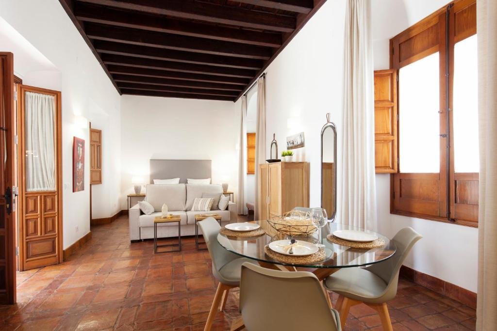 Apartamentos Casa Del Aceite 73/89