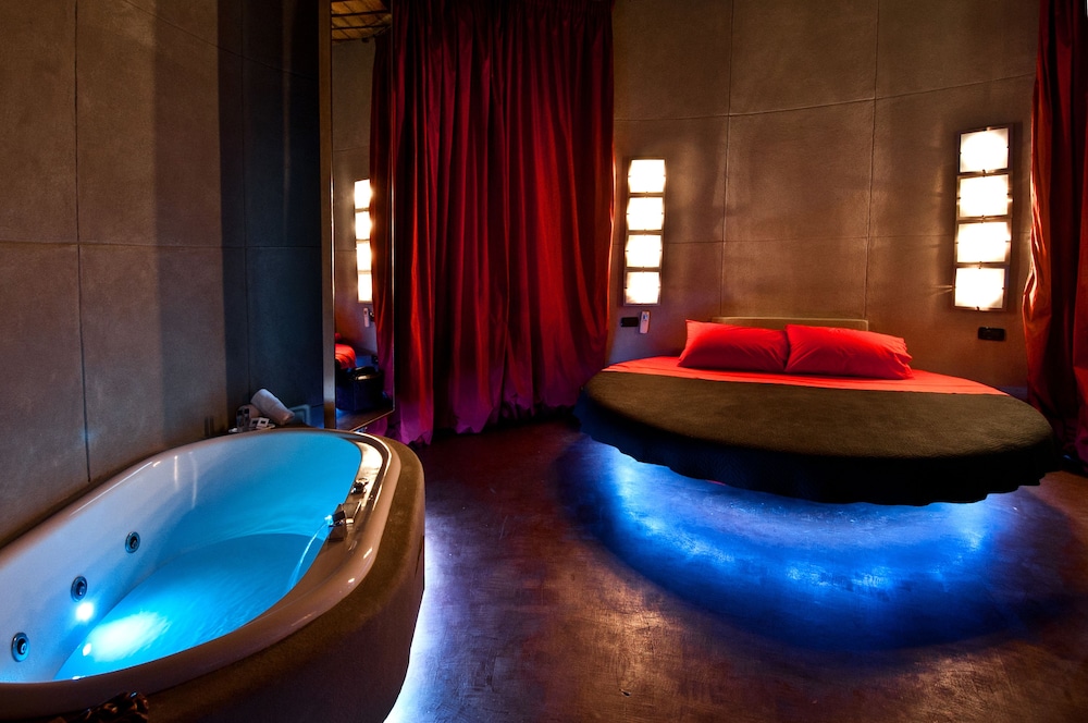 Mdm Luxury Rooms Guest House 26/50