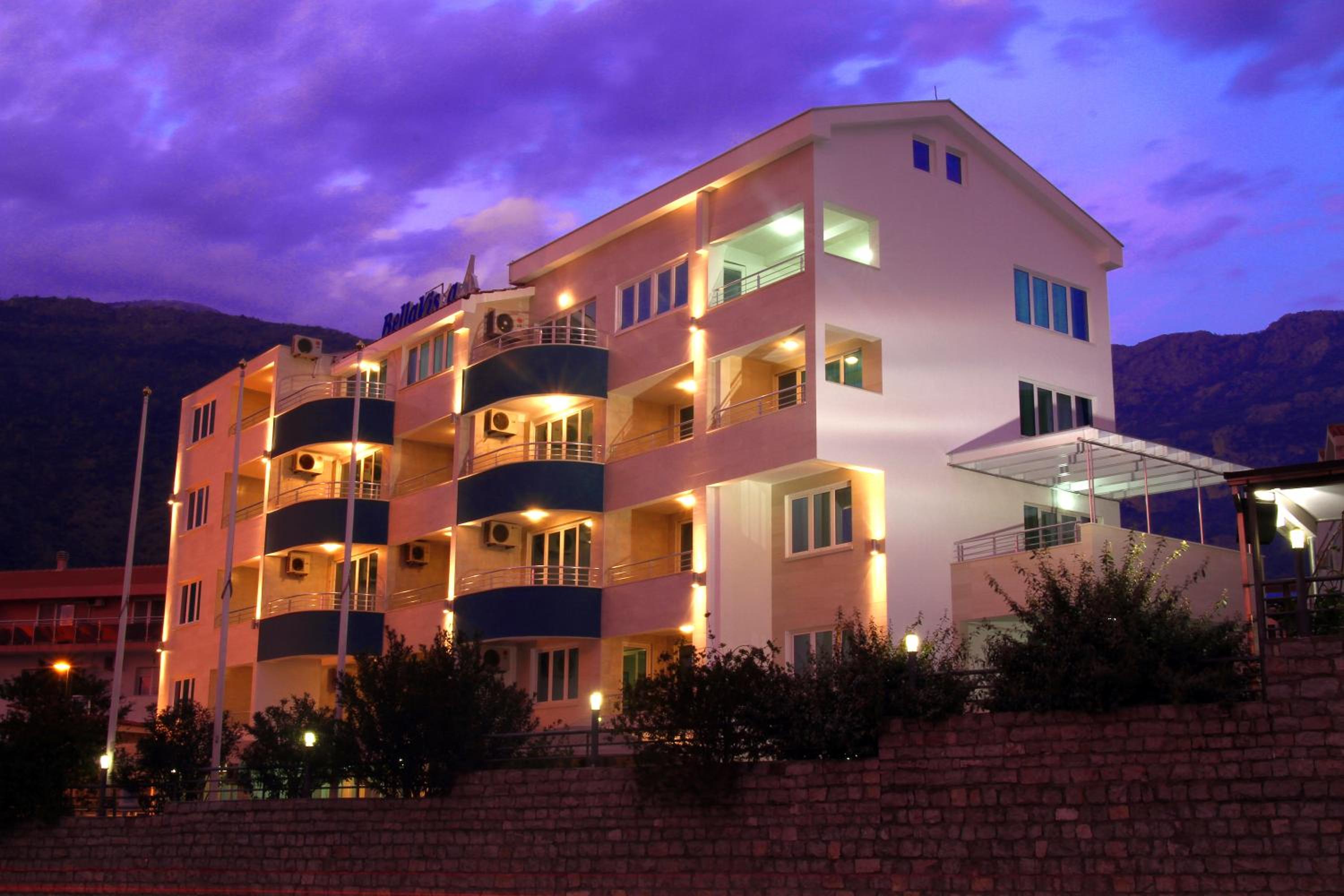 Hotel Bella Vista in BECICI