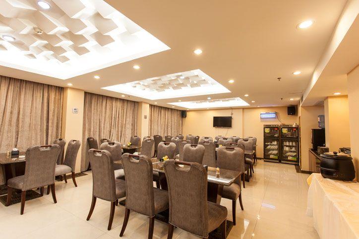 Tangchi Jinyue Hotel Qingshan 7/13