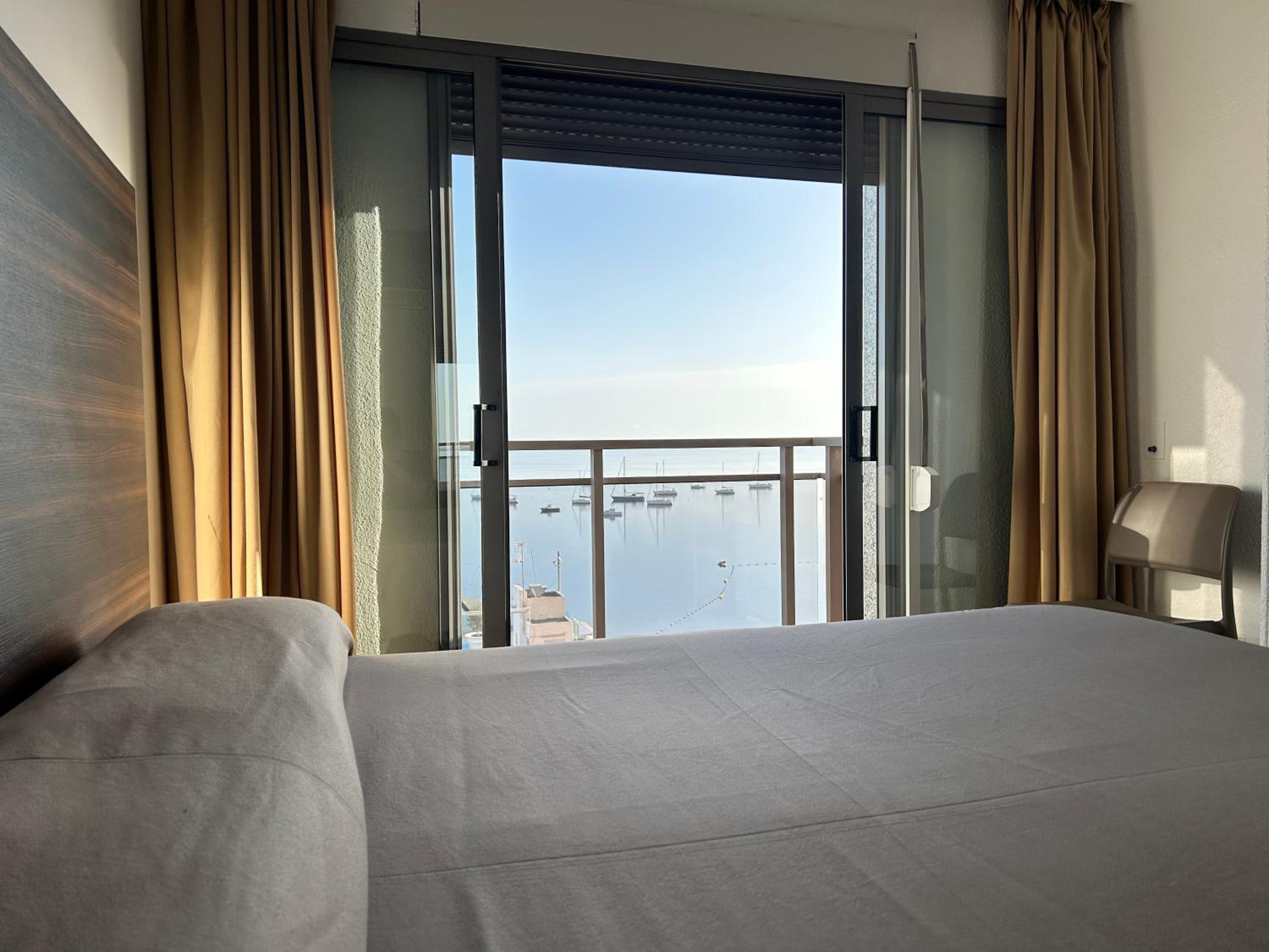 Hotel Ribera 23/57