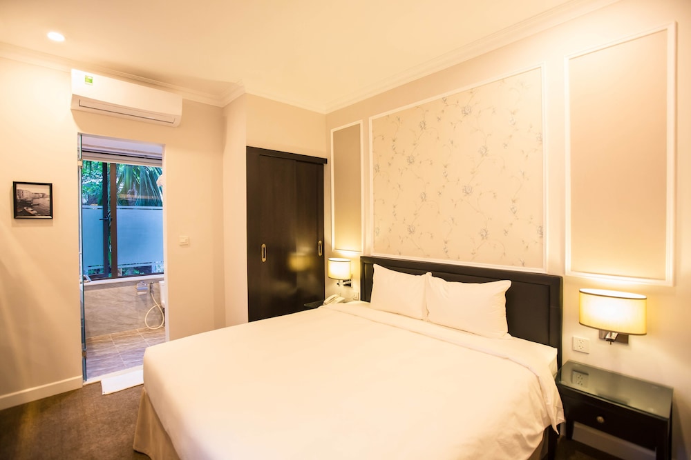 Dinh Elegant Hanoi Hotel 40/64