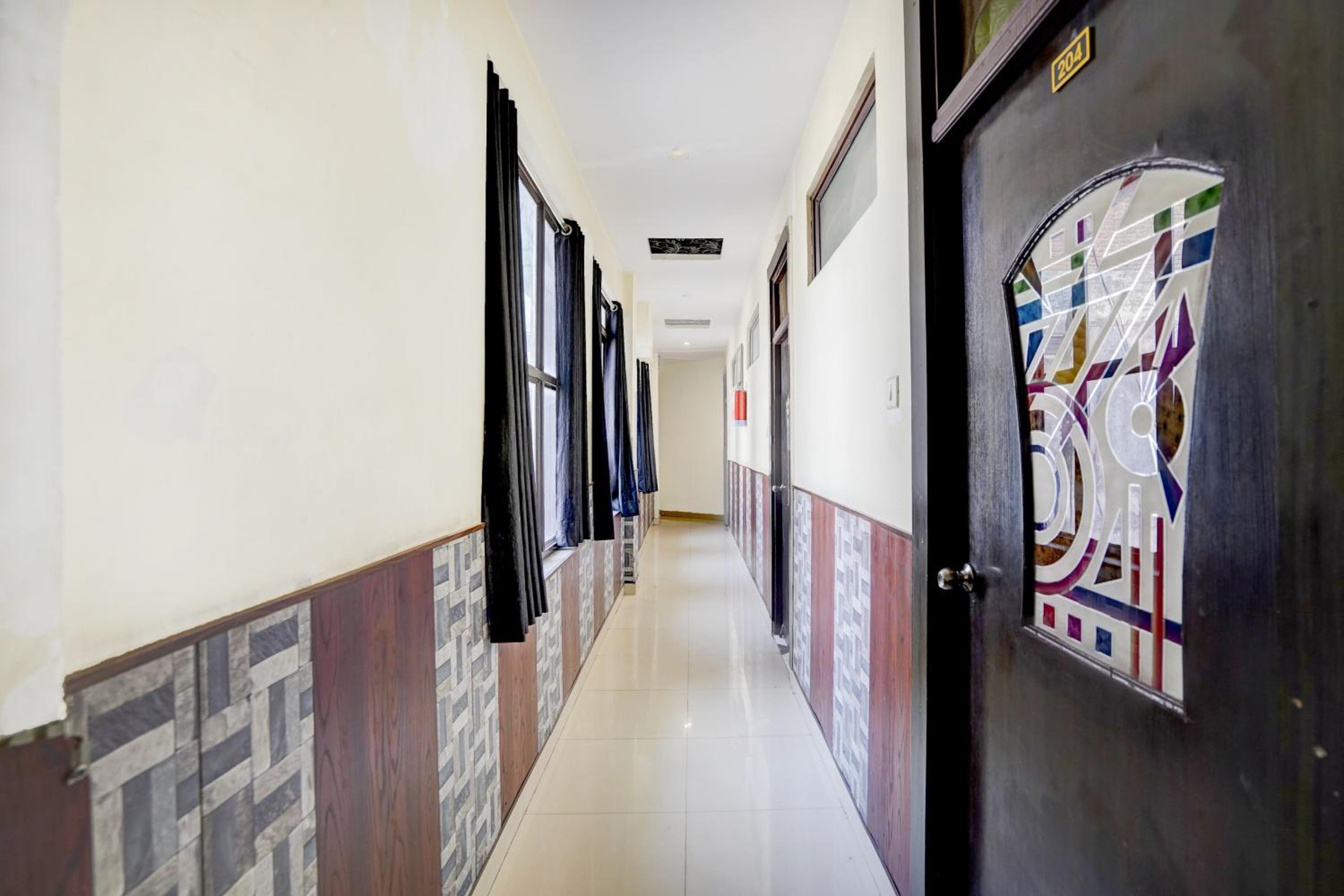 Hotel Kota Royal 34/49