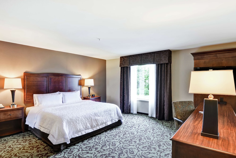 Hampton Inn and Suites New Hartford 18/64