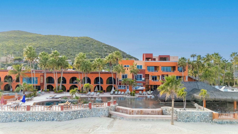 Hotel Palmas De Cortez 2/50