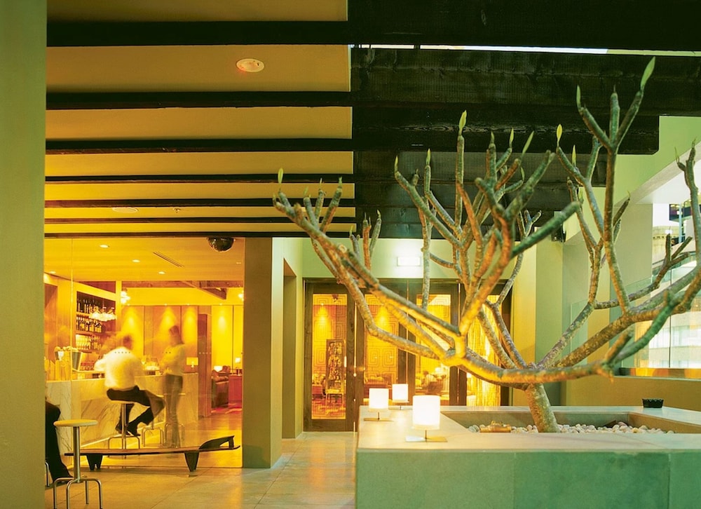 ESTABLISHMENT HOTEL 2/66