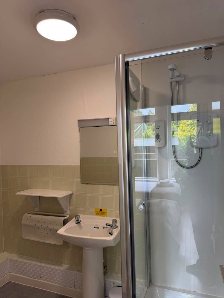 Spean Bridge Hotel 41/42