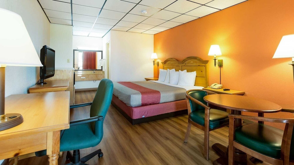 Motel6 Clarksville, TN 16/57