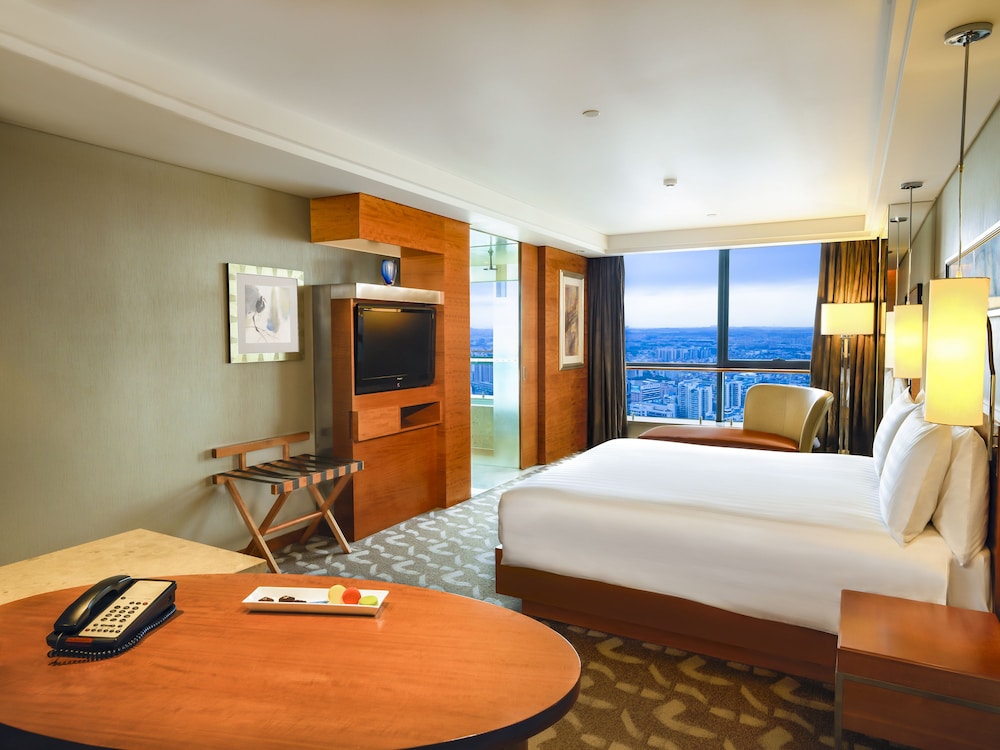 Swissotel Foshan 11/70