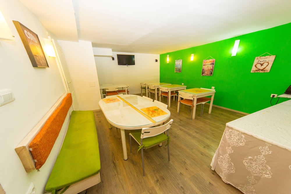Hotel Pine 22/38