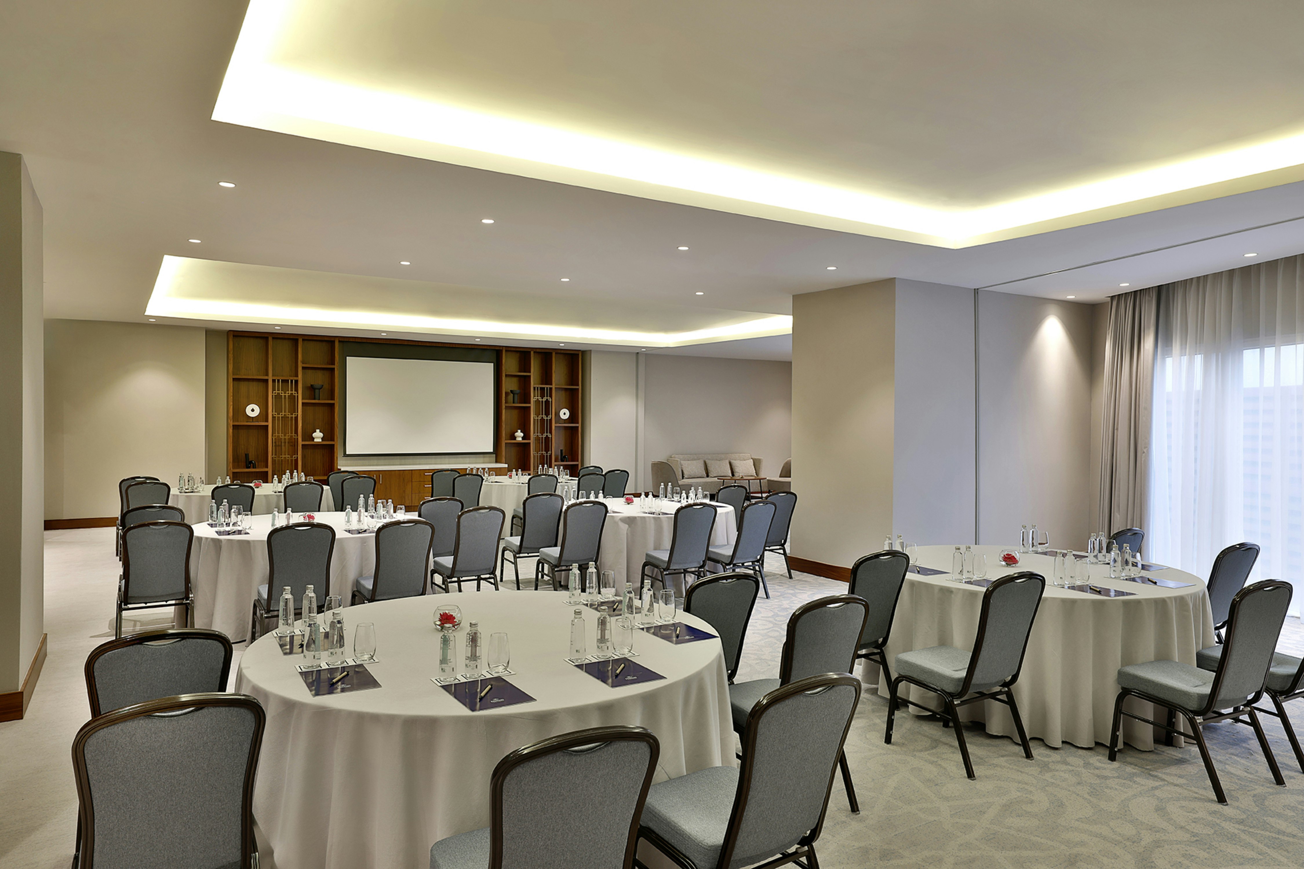 Hilton Al Khobar King Fahd Causeway 44/52