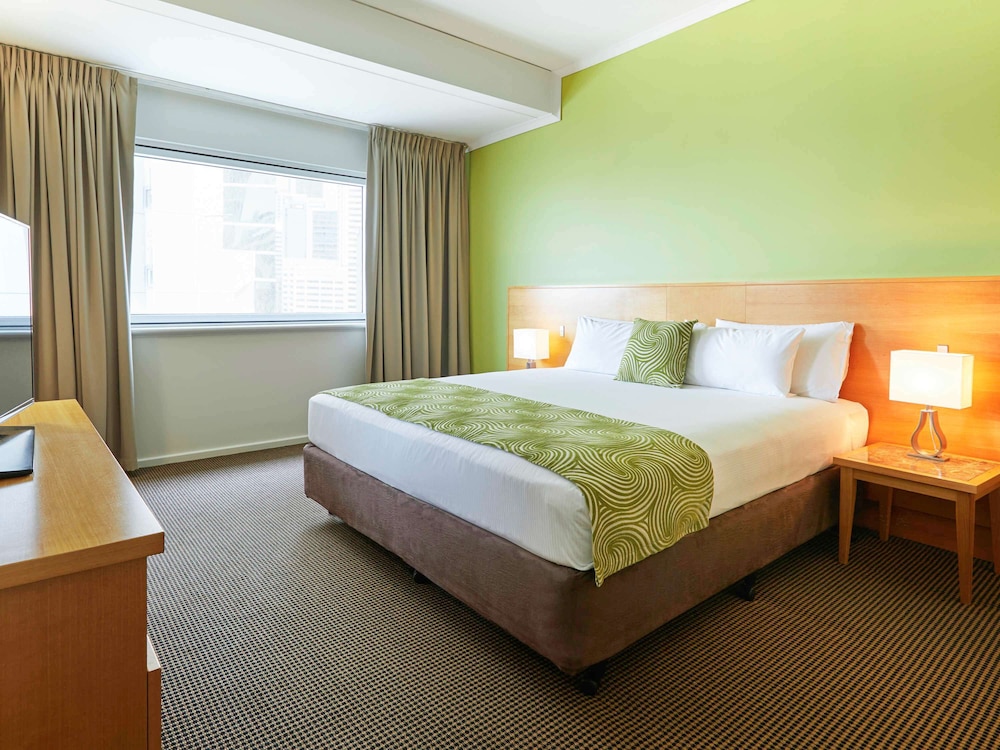 Novotel Perth Langley 16/68