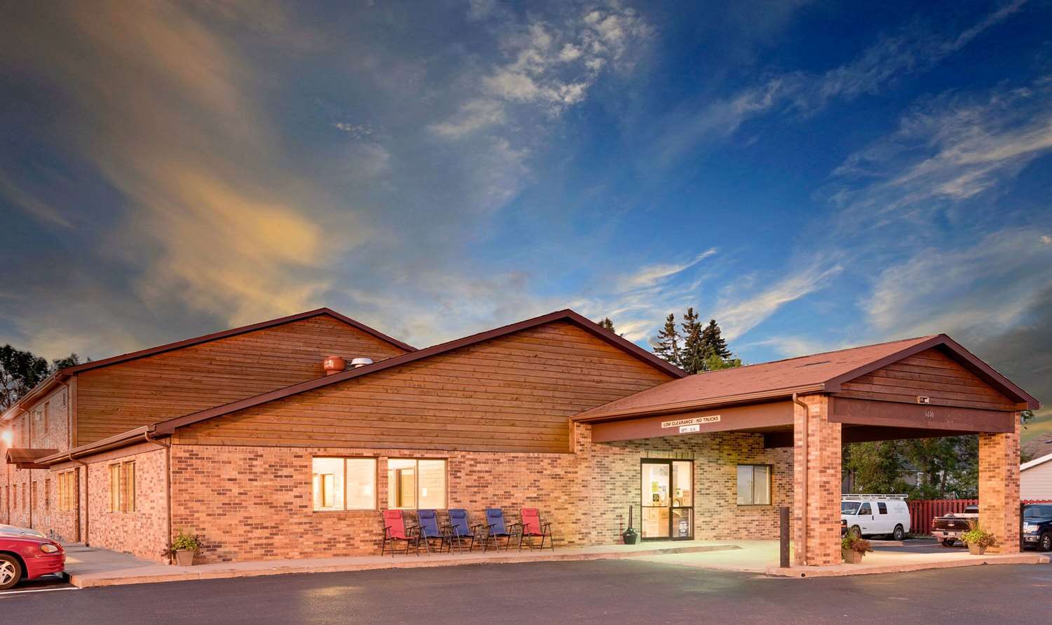 Super 8 by Wyndham Ashland 2/31