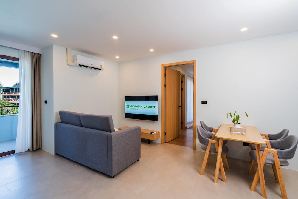 Wyndham Garden Samui Wing 51/70