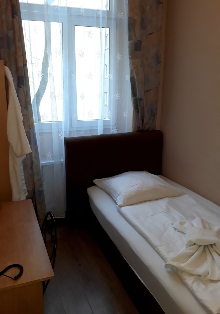 Bellevue Am Kurfurstendamm Hotel 25/62