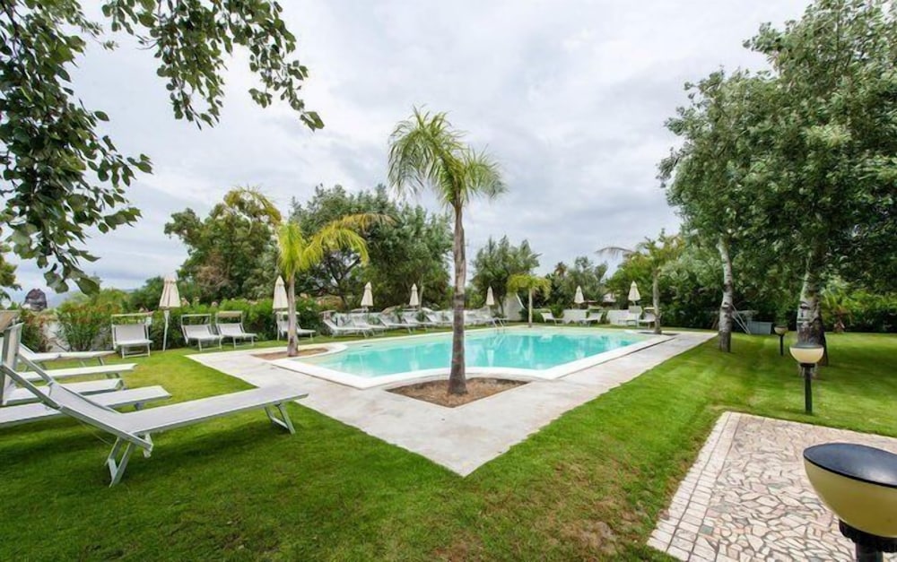 Garden Hotel Vulcano 62/72
