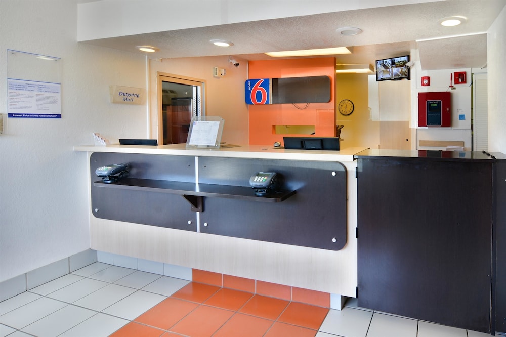 Motel6 Galveston, TX 14/59