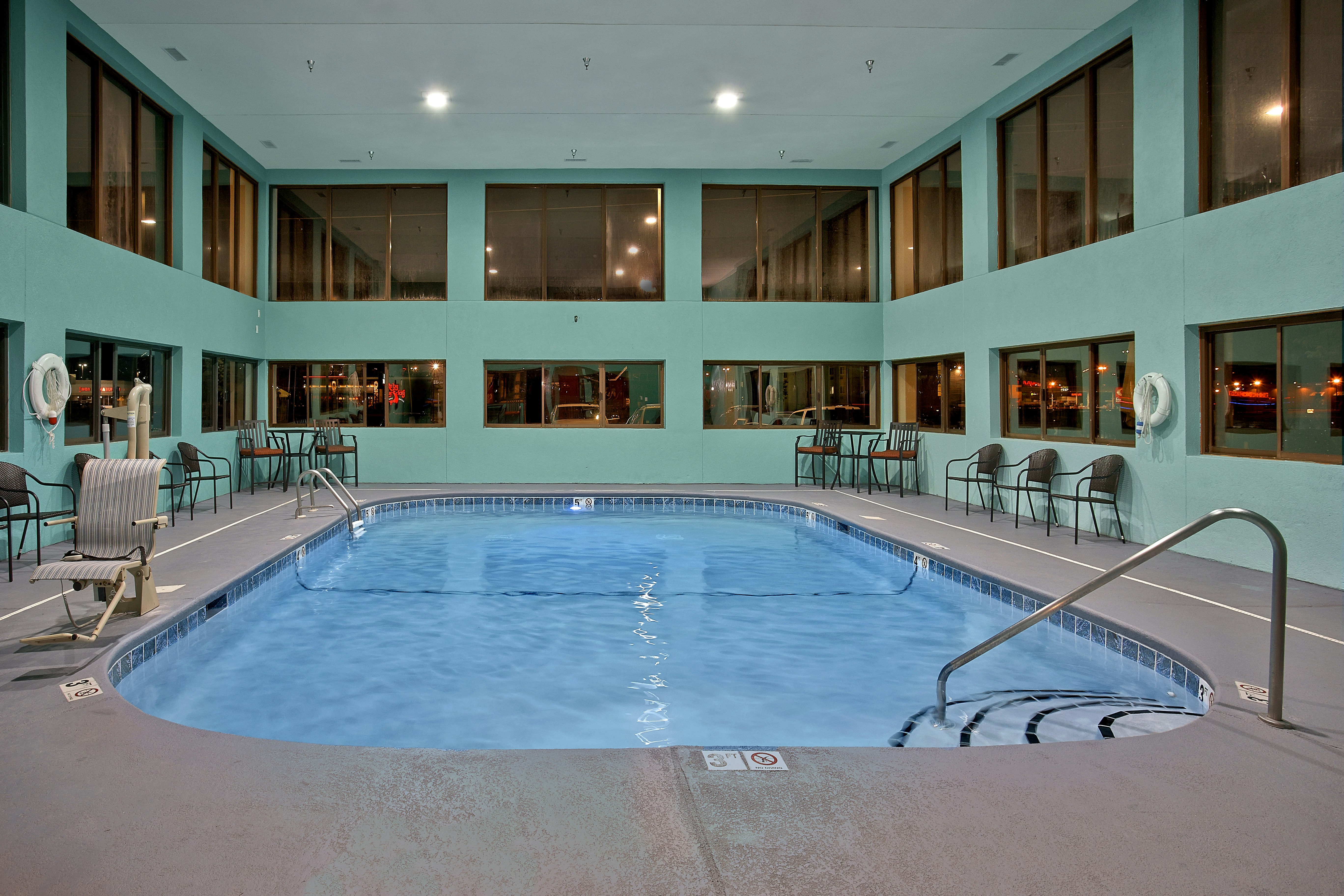 Hampton Inn Sevierville 29/43