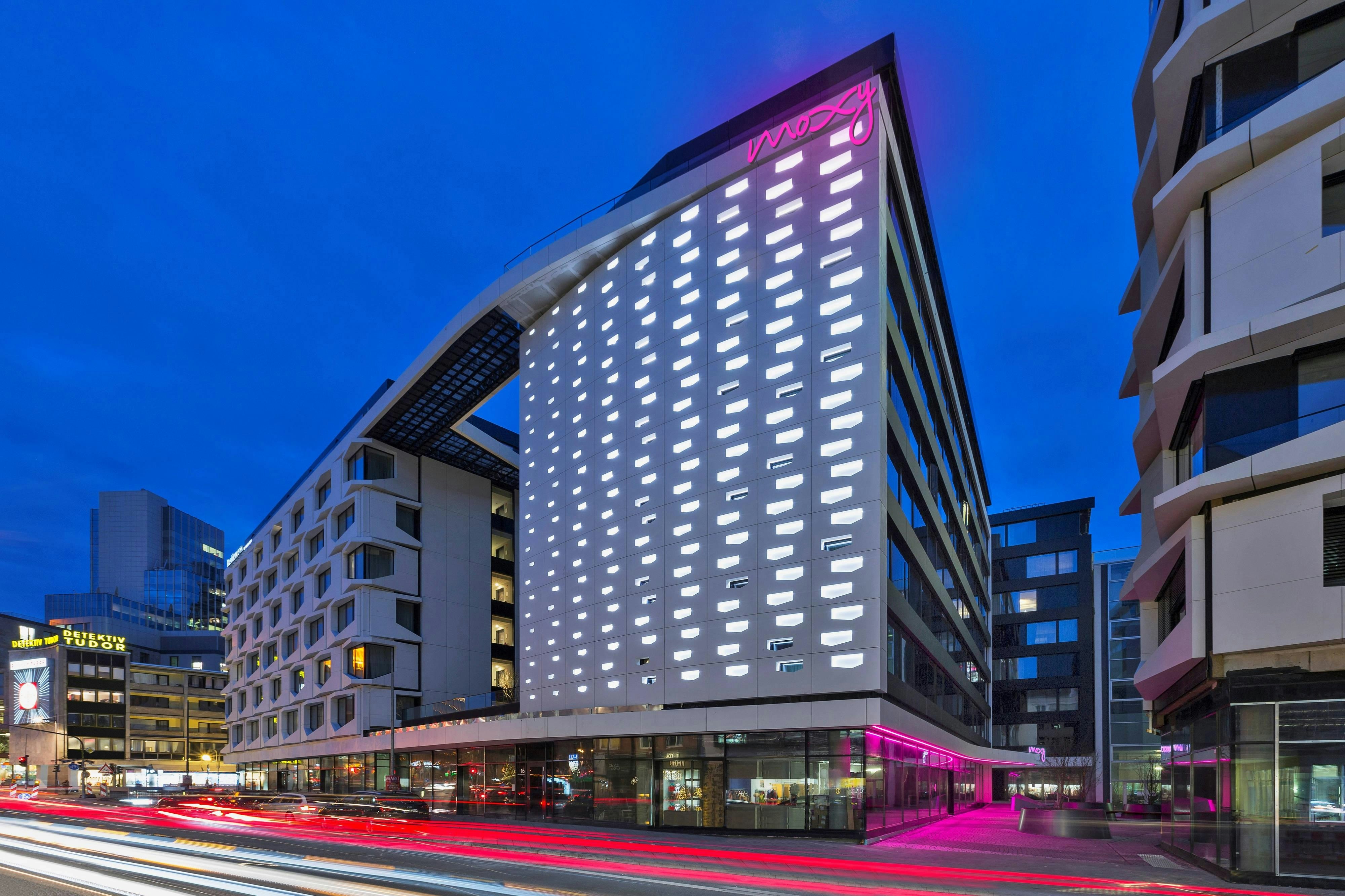 MOXY FRANKFURT CITY CENTER 2/45