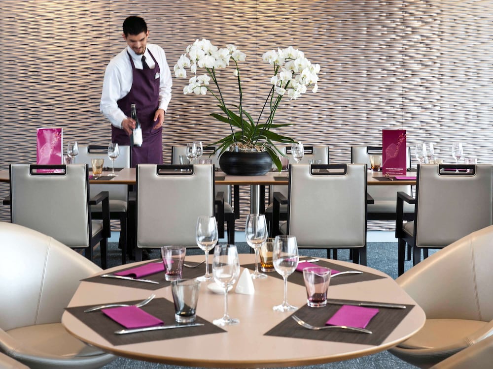 Mercure Paris Ivry Quai de Seine Hotel 49/79