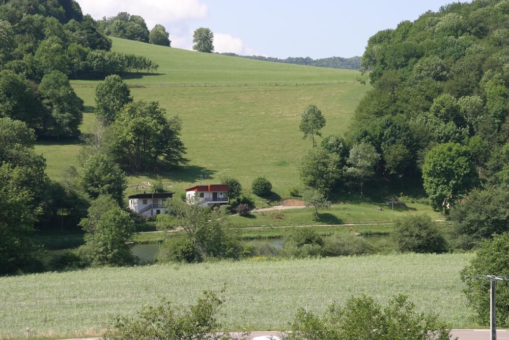 LE RELAIS DE LA VALLEE 38/42