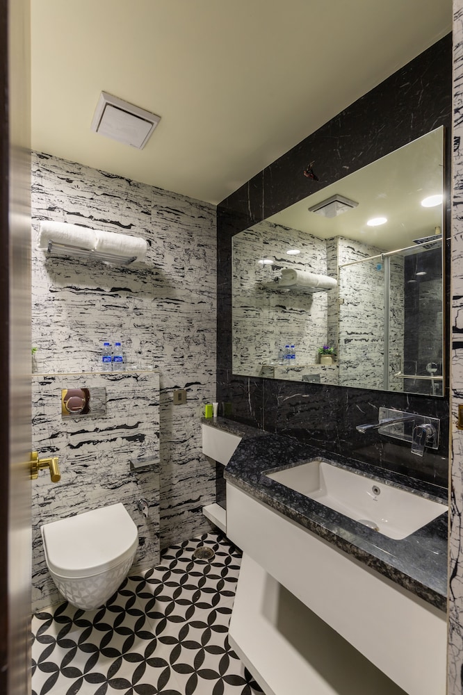 Royal Rawal - Luxury Boutique Hotel 37/37