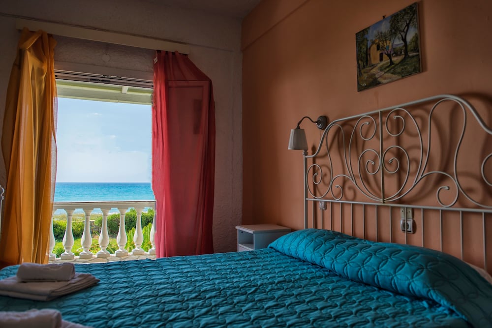 Elli Beach Apartments and Studios 15/50