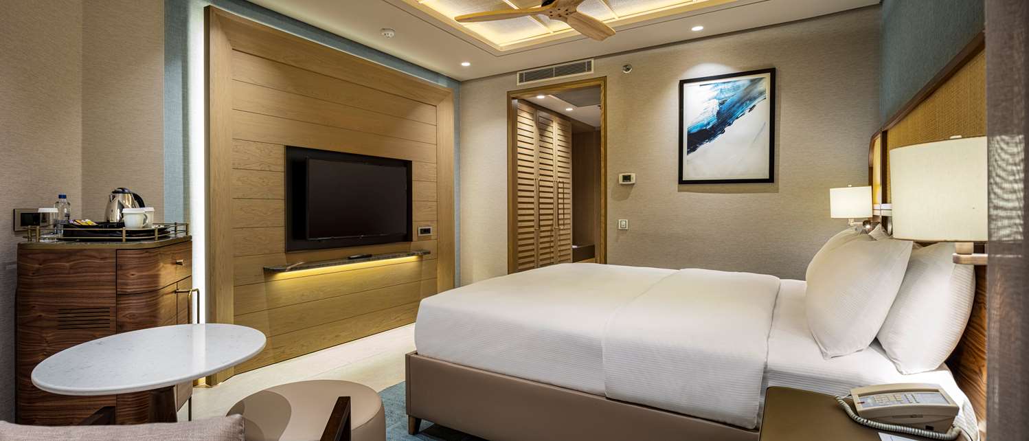 Executive, King Bed, Sea View