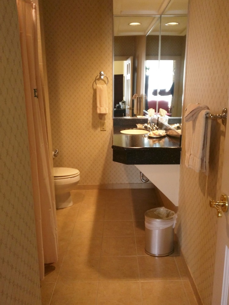 Planters Inn 21/29