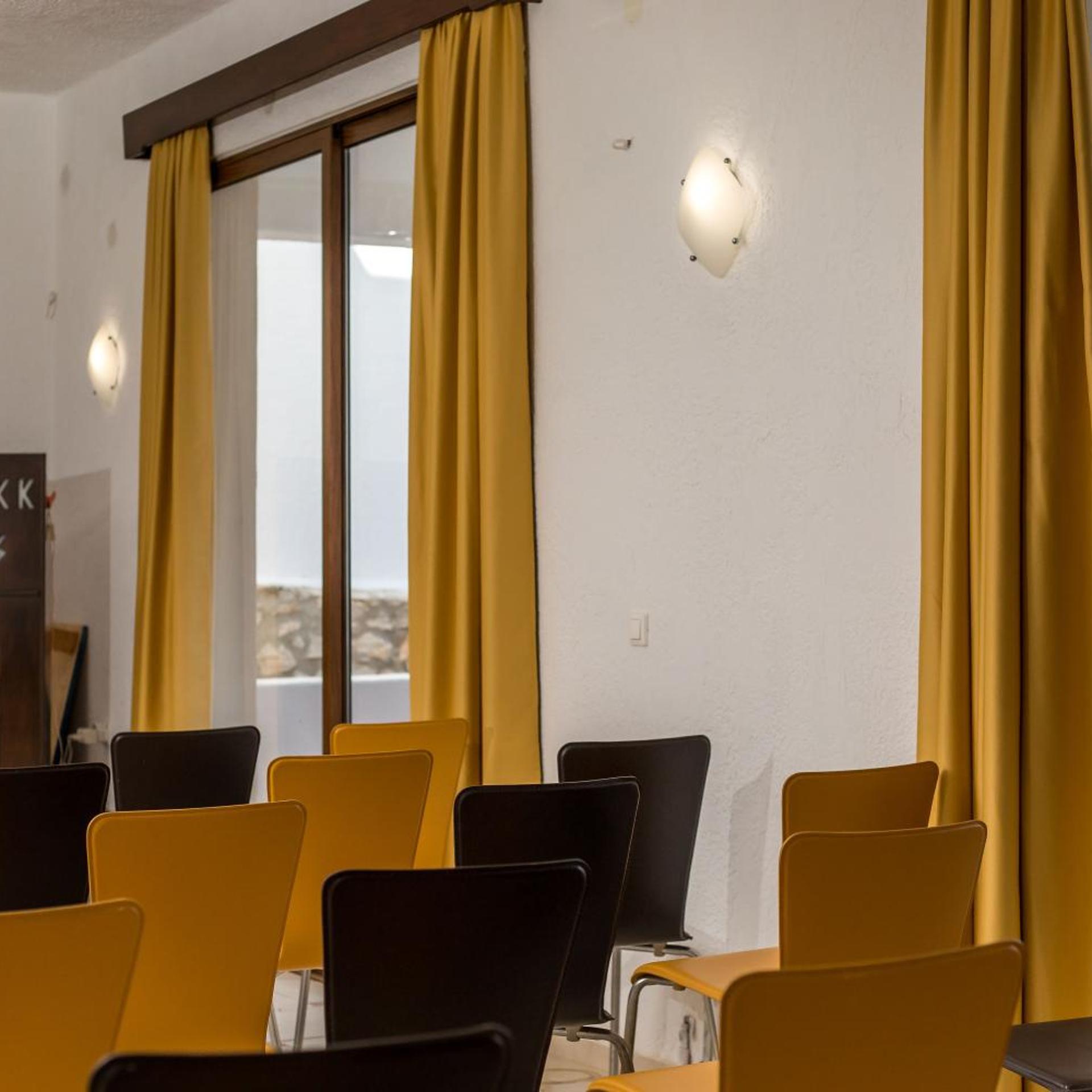 Ilidi Rock Apartments 42/55