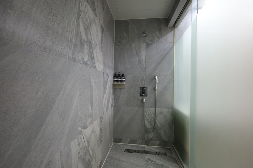 TRT Hotel 45/50