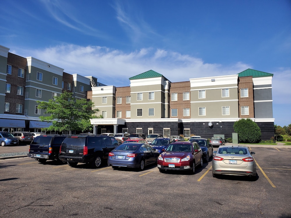 GrandStay Hotel and Conference 43/49