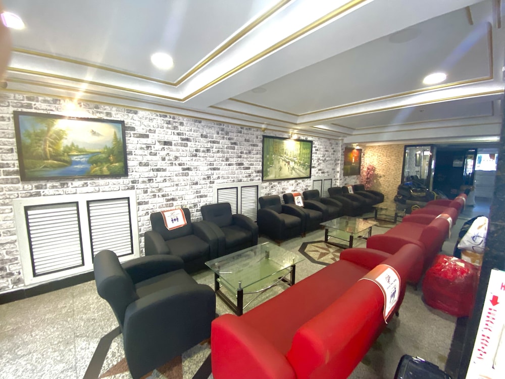GRAND ORAL HOTEL 34/50
