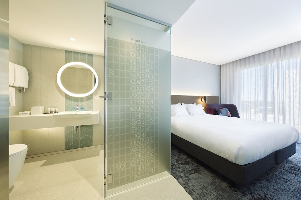 Holiday Inn Express Sydney Airport 13/59