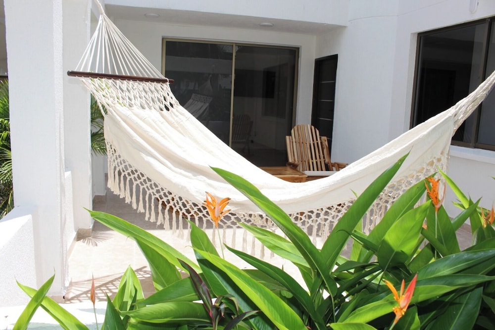 VAIA HOTELES 2/48