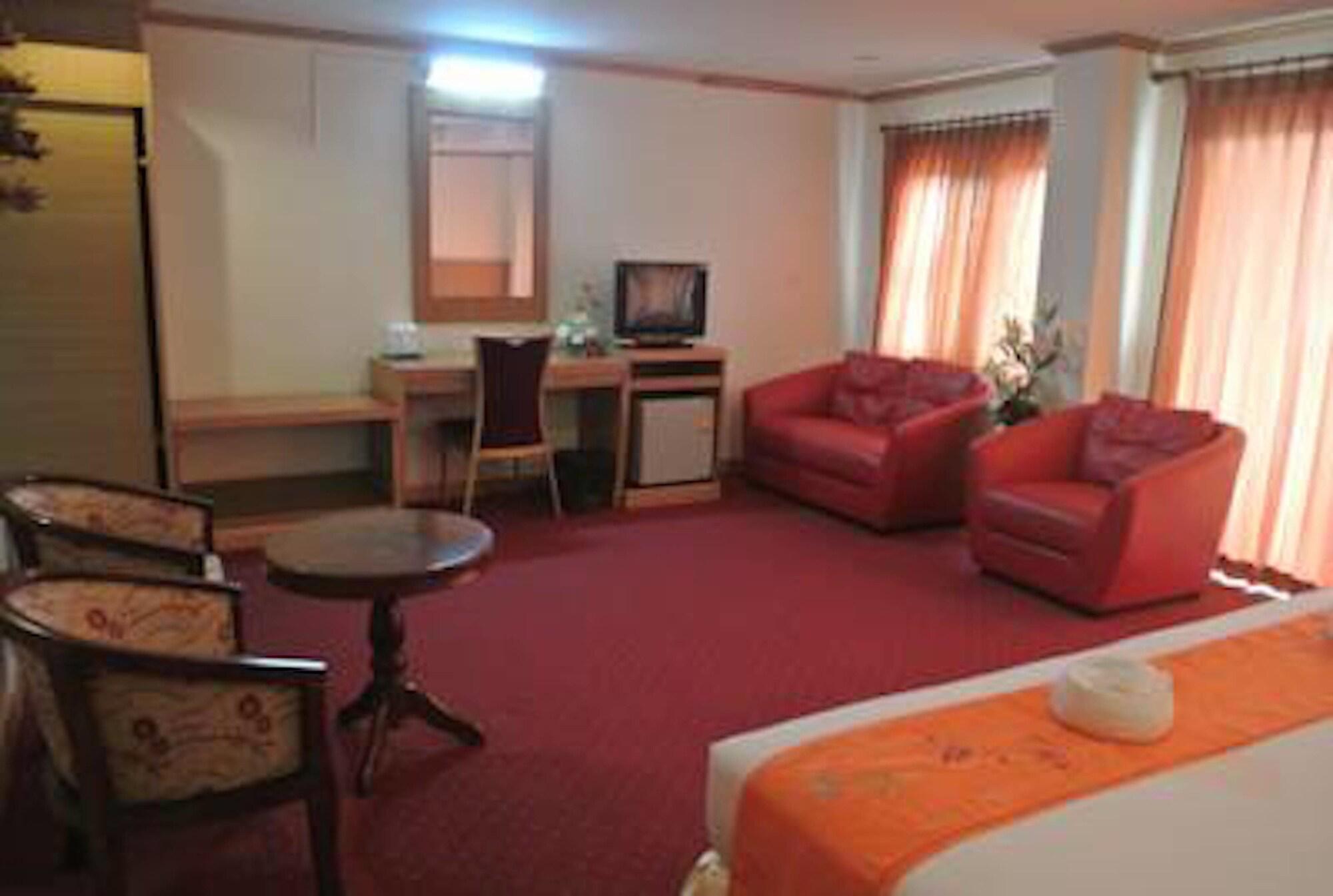 Chaikanathani Hotel 22/25