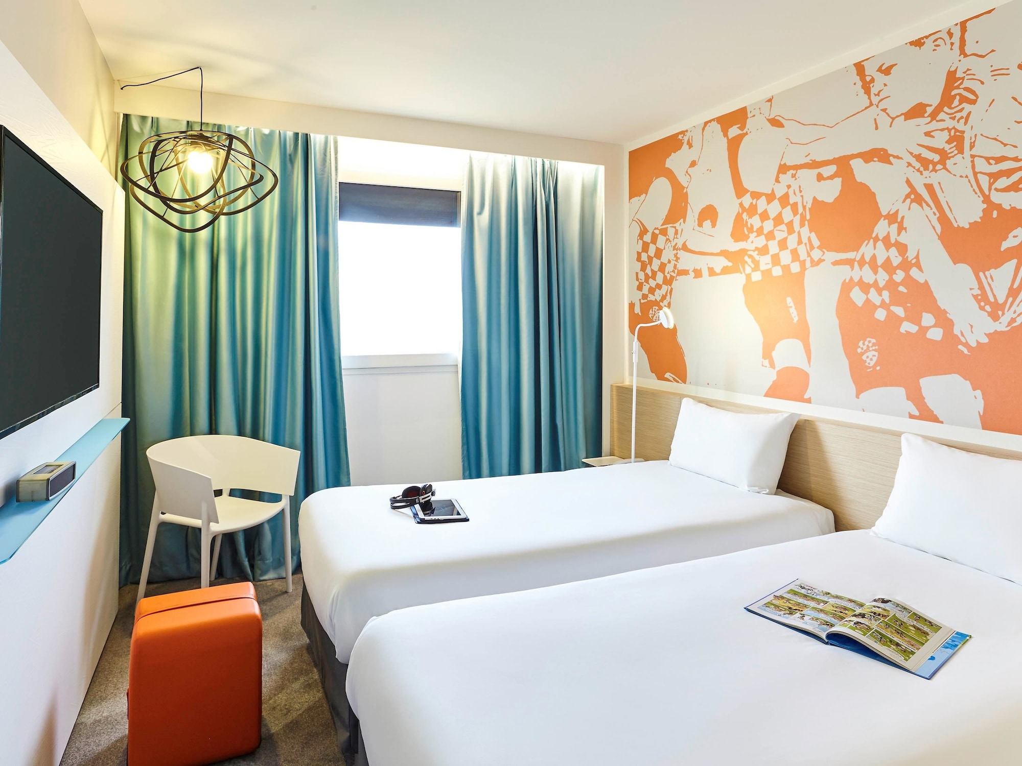 STANDARD, TWIN BEDS