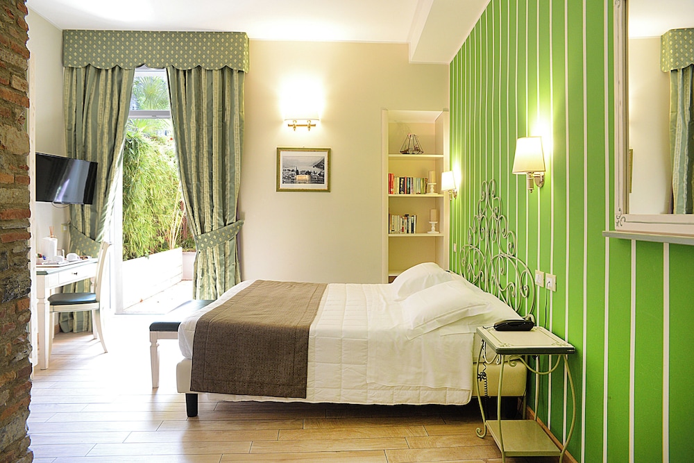BORGO ANTICO HOTEL 24/69
