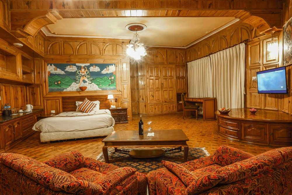 Grand Norling Hotel's Resort 7/30
